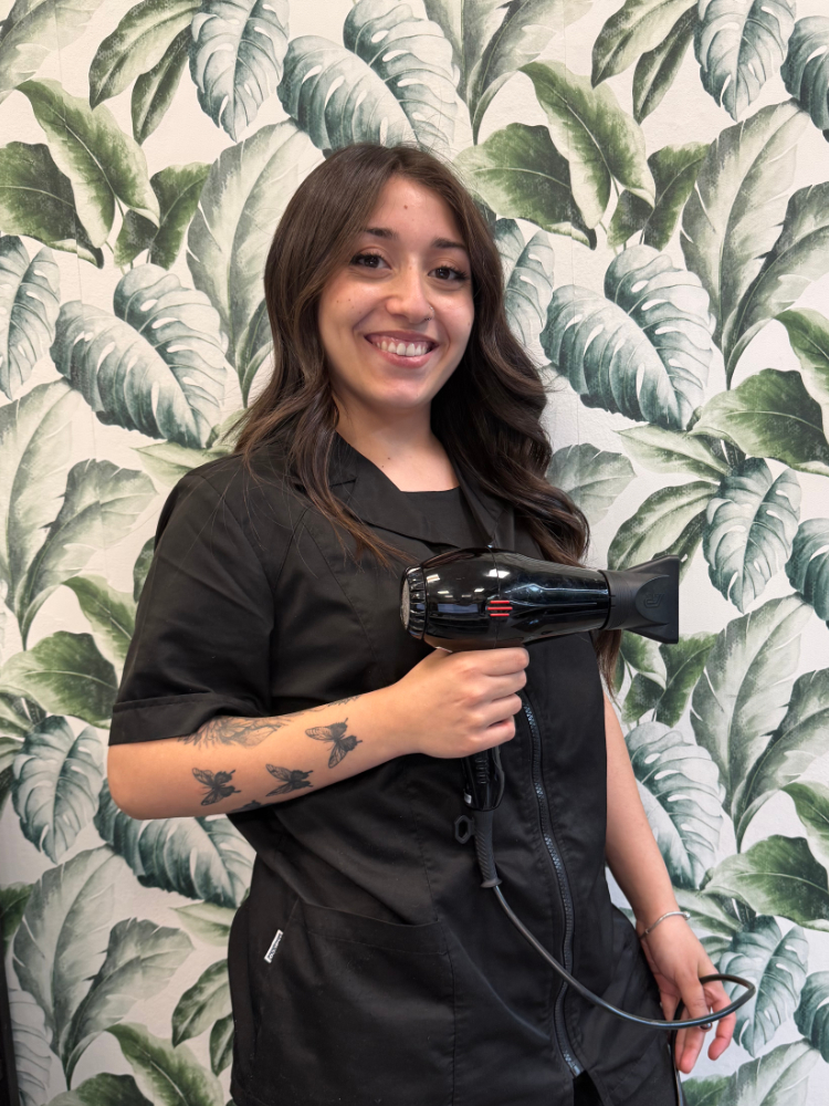 Hairmony Stylist Lucia